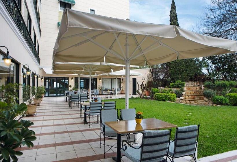 בית מלון כפרי Ramada by Wyndham, Athens Club Attica Riviera