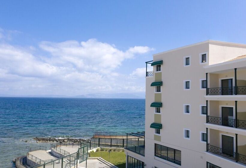 בית מלון כפרי Ramada by Wyndham, Athens Club Attica Riviera