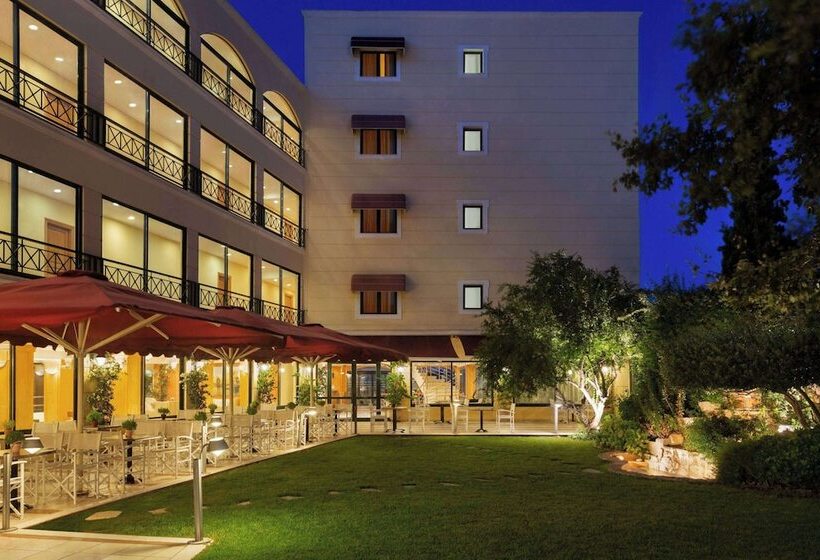 בית מלון כפרי Ramada by Wyndham, Athens Club Attica Riviera