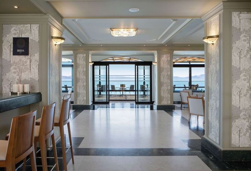 בית מלון כפרי Ramada by Wyndham, Athens Club Attica Riviera