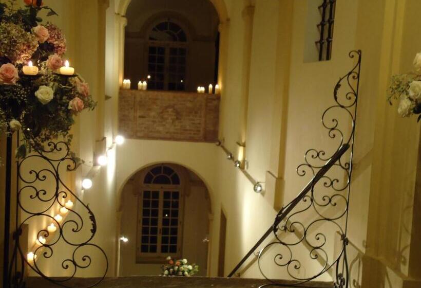 호텔 Relais Del Castello Di Oviglio