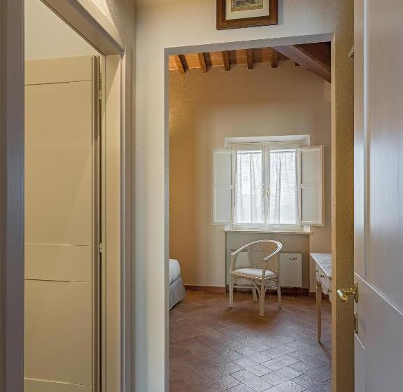 בית מלון כפרי Resort Casale Le Torri