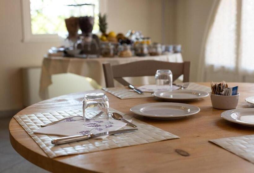 בית מלון כפרי Resort Casale Le Torri