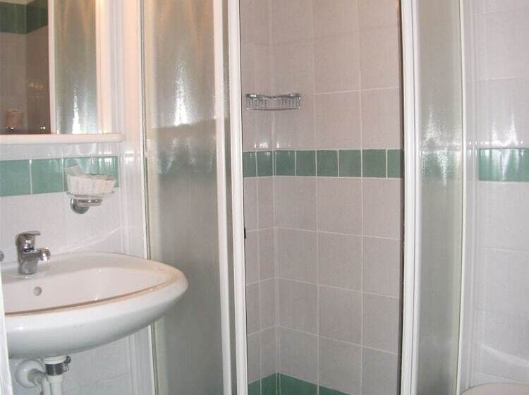 בית מלון כפרי Royal