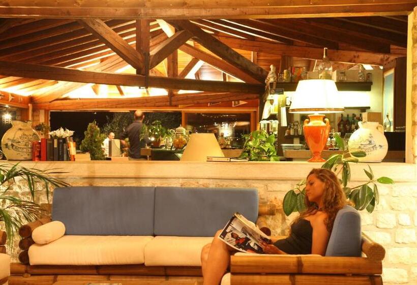 酒店 Sailing Center