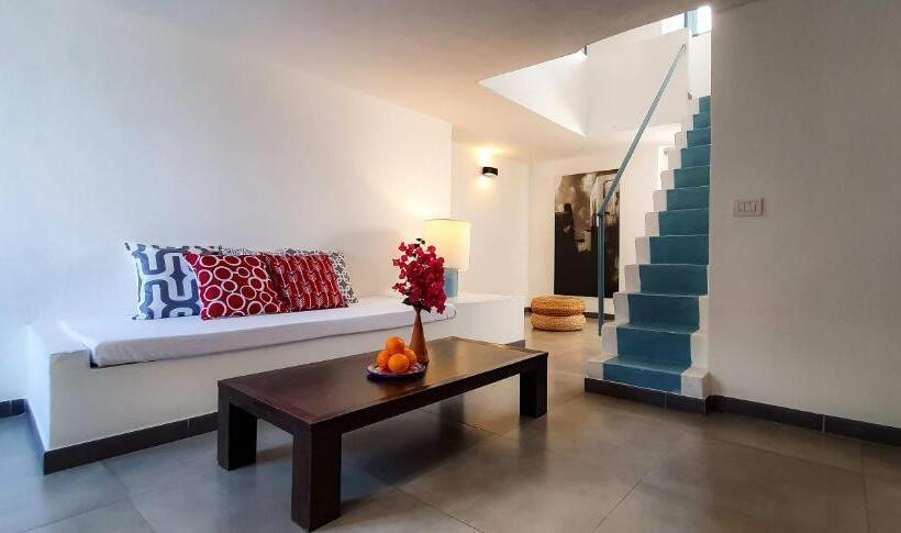 ホテル Santa Isabel