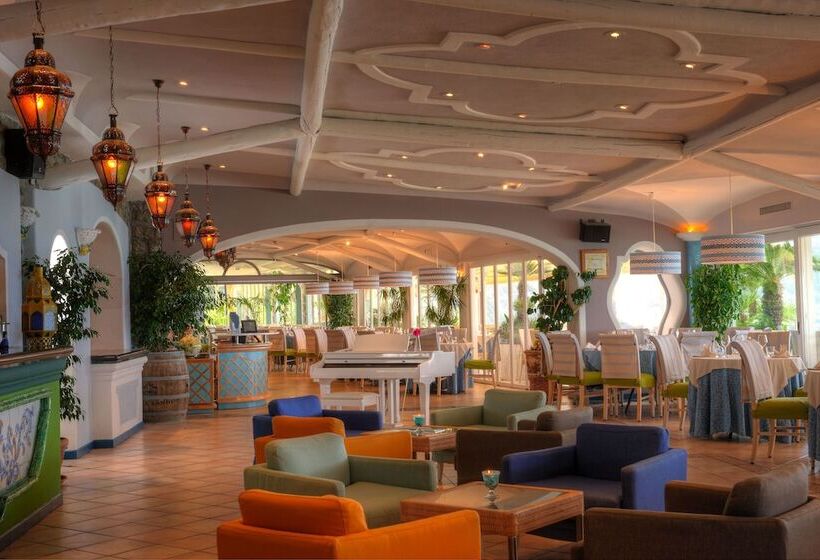 فندق Sorriso Thermae Resort & Spa