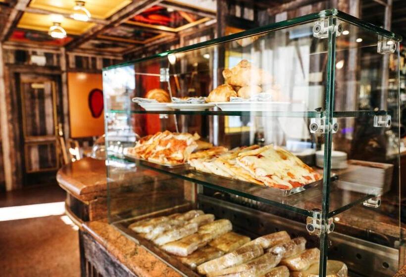 בית מלון כפרי Sporting