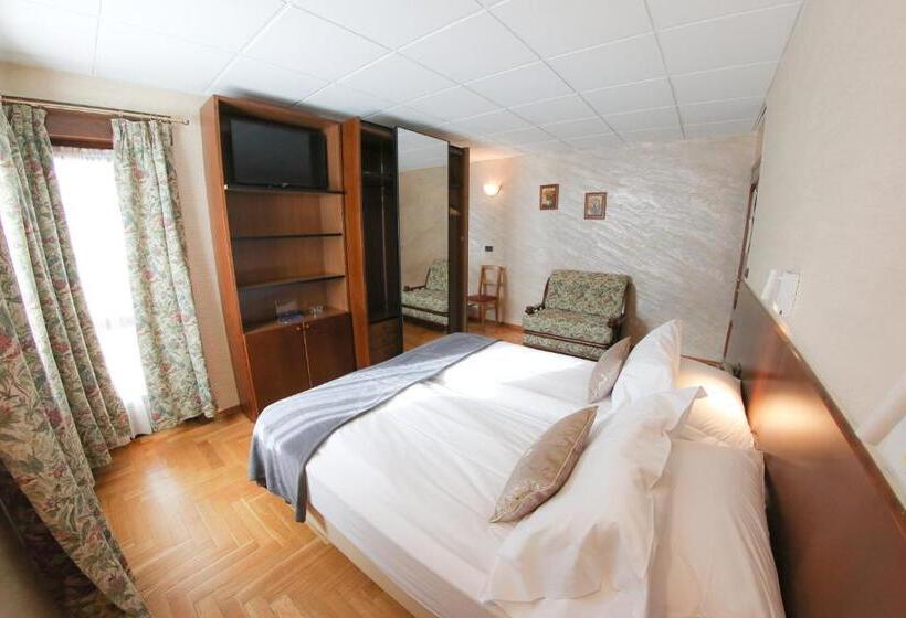 בית מלון כפרי Sporting