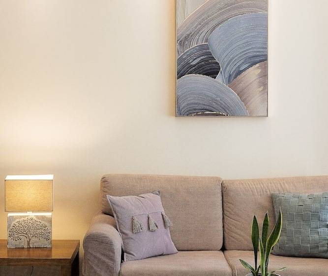 Отель Telesilla