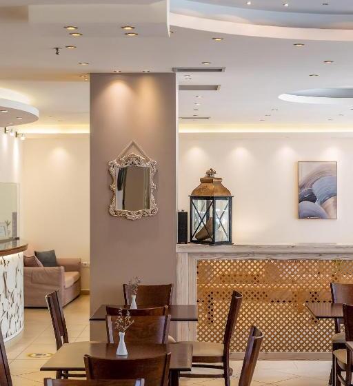 Отель Telesilla