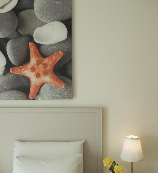 Отель Telesilla