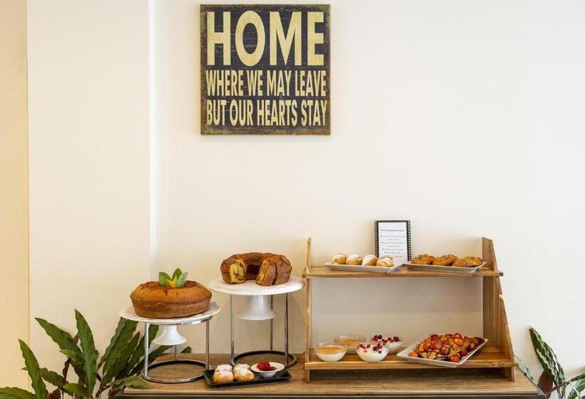 Отель Telesilla