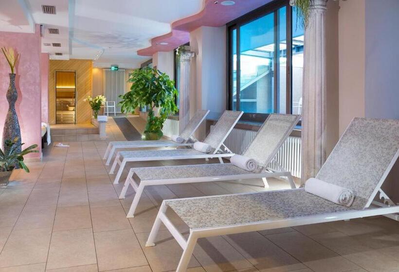 هتل Terminal Palace & Spa
