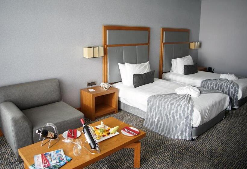 Отель The Green Park Pendik