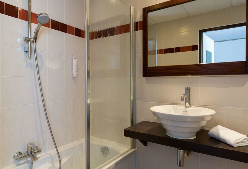 هتل Hôtel L Iroko The Originals City