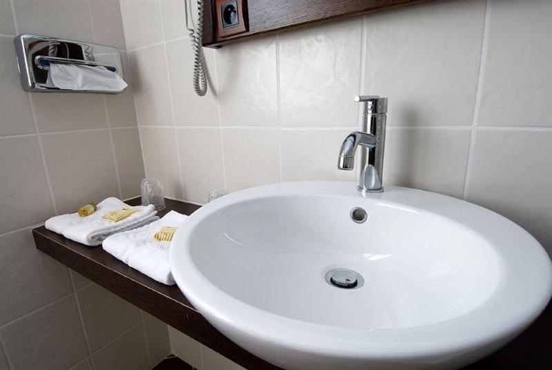 酒店 Hôtel L Iroko The Originals City