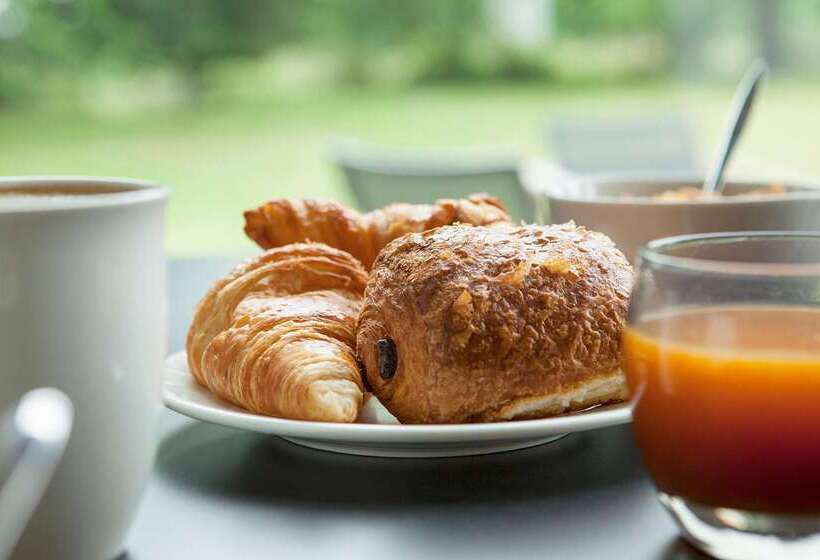 ホテル The Originals City, Plume Hôtel, Bressuire