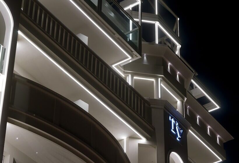هتل Tiffany's