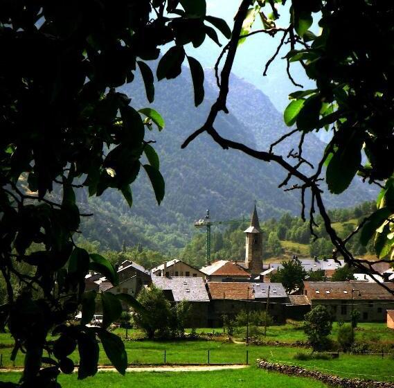 فندق Vall Ferrera