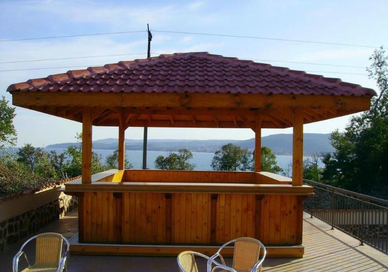 فندق Vemara Club