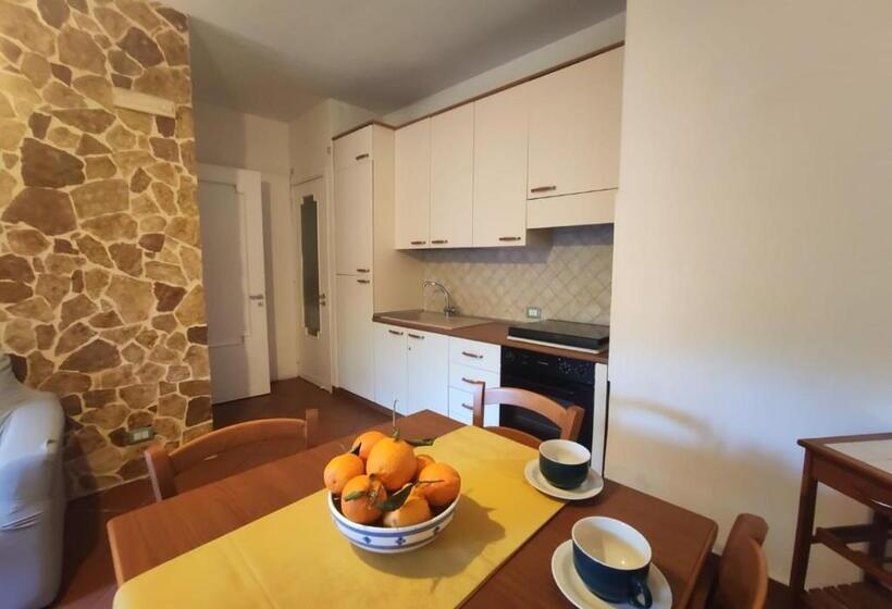 בית מלון כפרי Villa Delle Palme