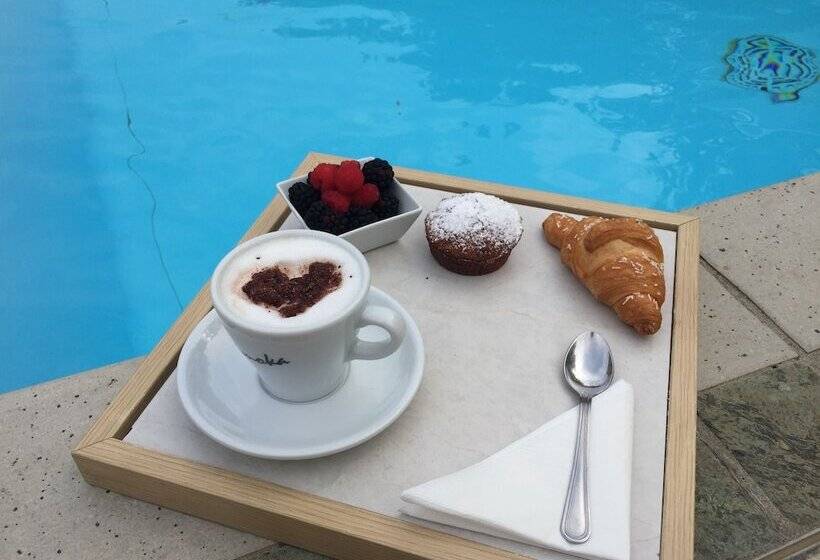 호텔 Villa Kinzica