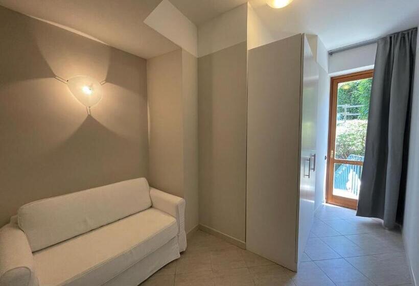 호텔 Villa Kinzica