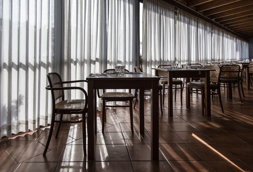 בית מלון כפרי Villa Paradiso