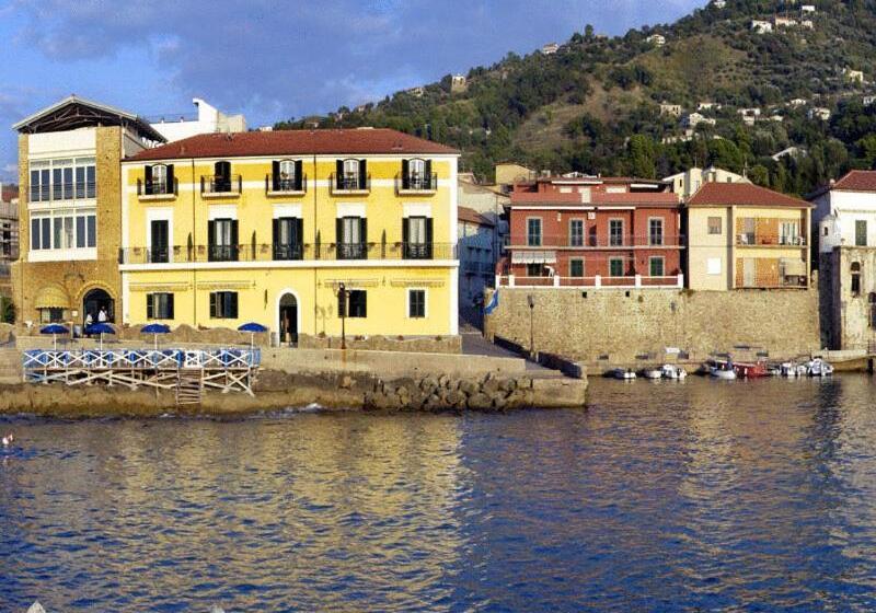 فندق Villa Sirio