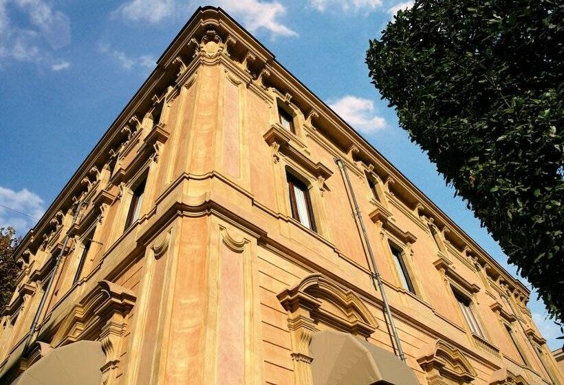 هتل Villa Spalletti Trivelli