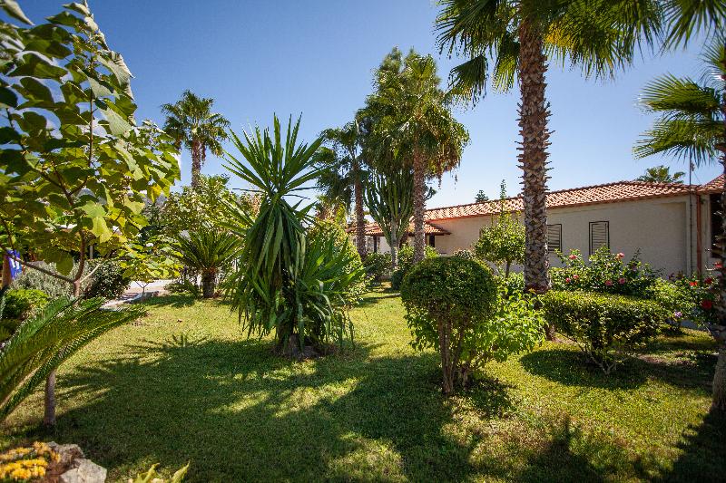 בית מלון כפרי Villaggio Baia D'Ercole