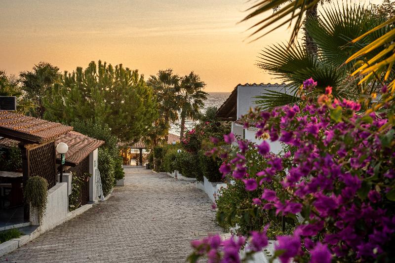 בית מלון כפרי Villaggio Baia D'Ercole