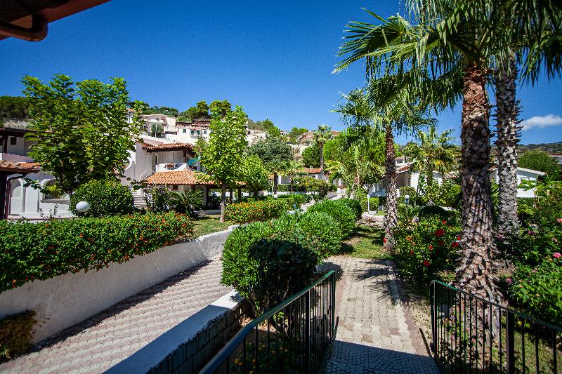 בית מלון כפרי Villaggio Baia D'Ercole