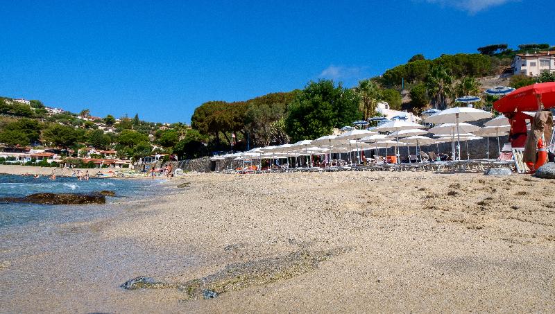 בית מלון כפרי Villaggio Baia D'Ercole