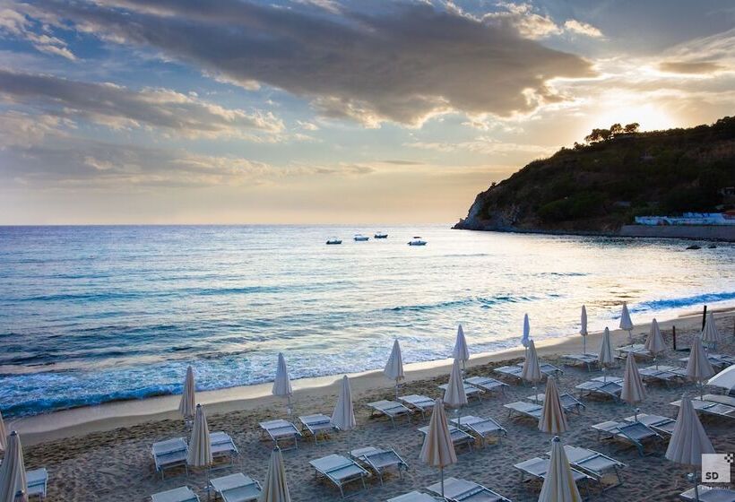 בית מלון כפרי Villaggio Baia D'Ercole