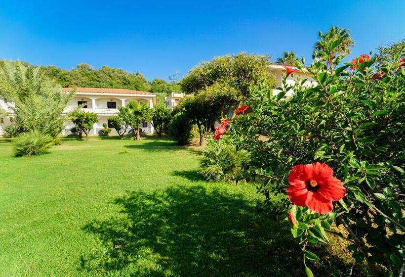 فندق Villaggio Torre Ruffa Robinson