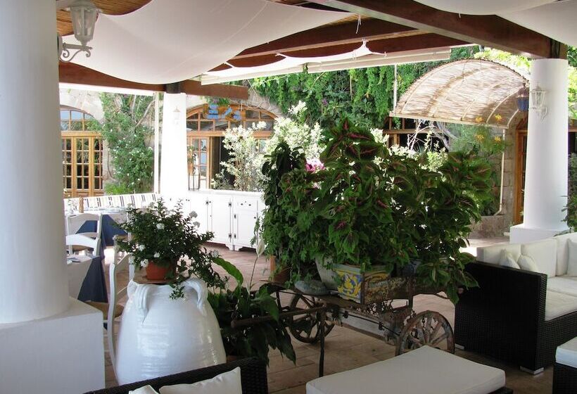 La Piazza Luxury Hotel & Spa