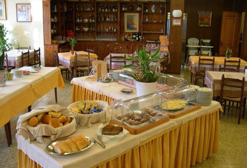 Residence Miralago Rooms & Apartments