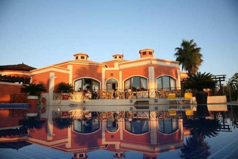 استراحتگاه Pestana Carvoeiro Golfe Al