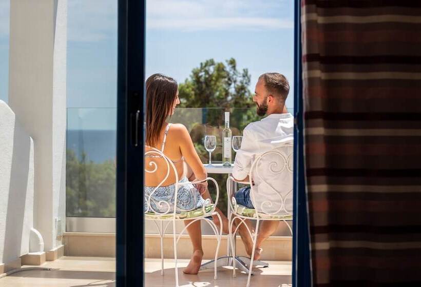 Secret Paradise Hotel & Spa