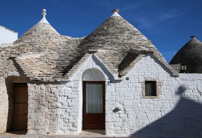 Trulli Holiday Albergo Diffuso