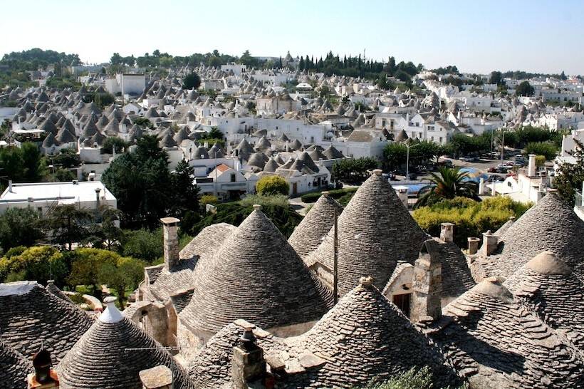 Trulli Holiday Albergo Diffuso