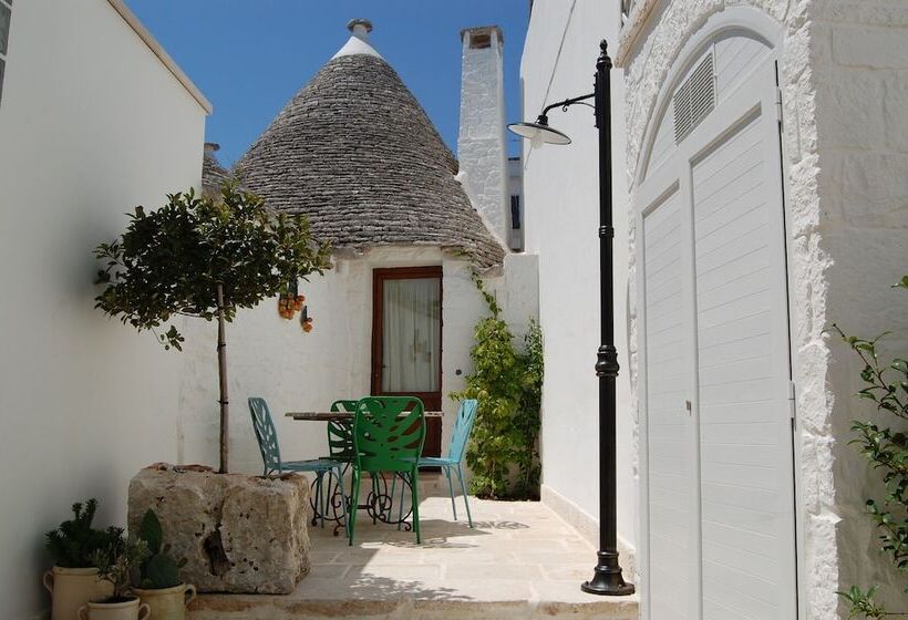 Trulli Holiday Albergo Diffuso