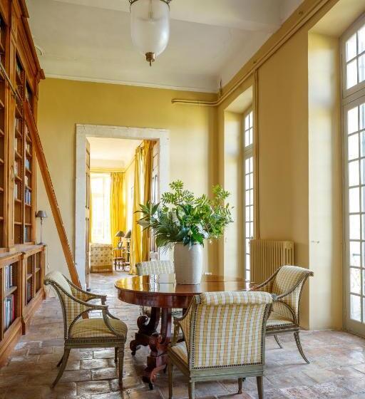 Отель Hôtel Particulier De Tingry   Pierres D Histoire