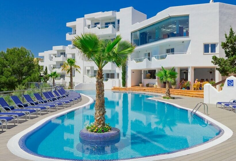 Aparthotel Ferrera Beach