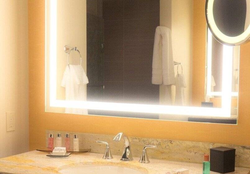 فندق Legends Casino