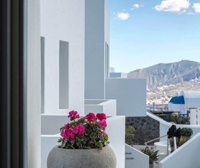 هتل Akra Suites & Spa