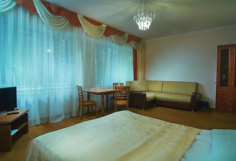 هتل Sanatoriy Rodnik