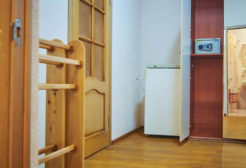 هتل Sanatoriy Rodnik